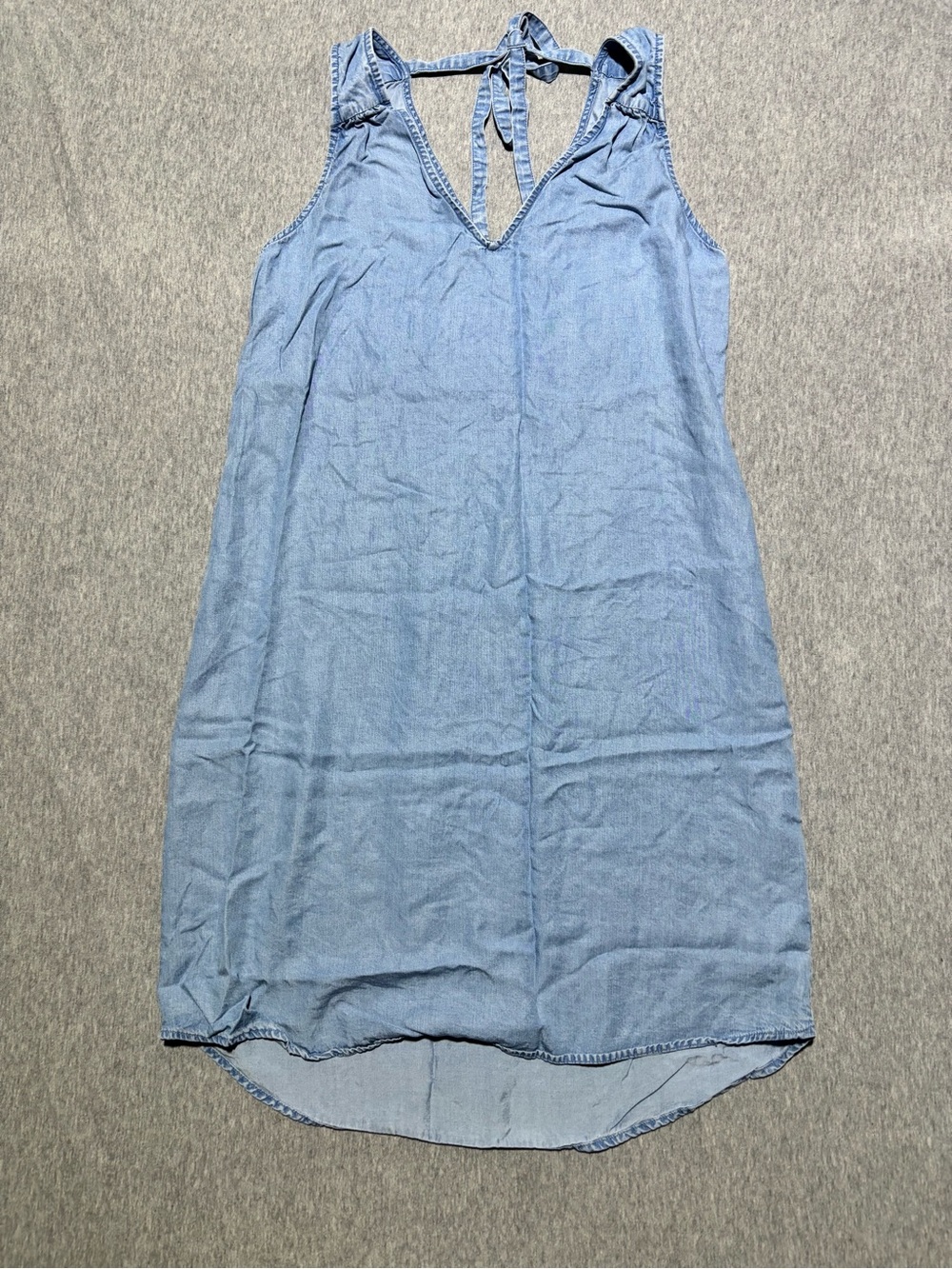 GAP Light Blue Sleeveless Chambray Tie-Neck Tunic dress